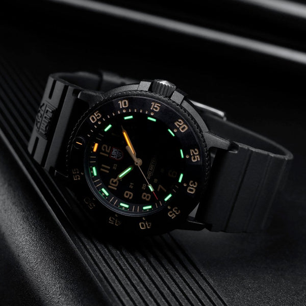 Luminox Original Navy SEAL 43mm Divers Watch