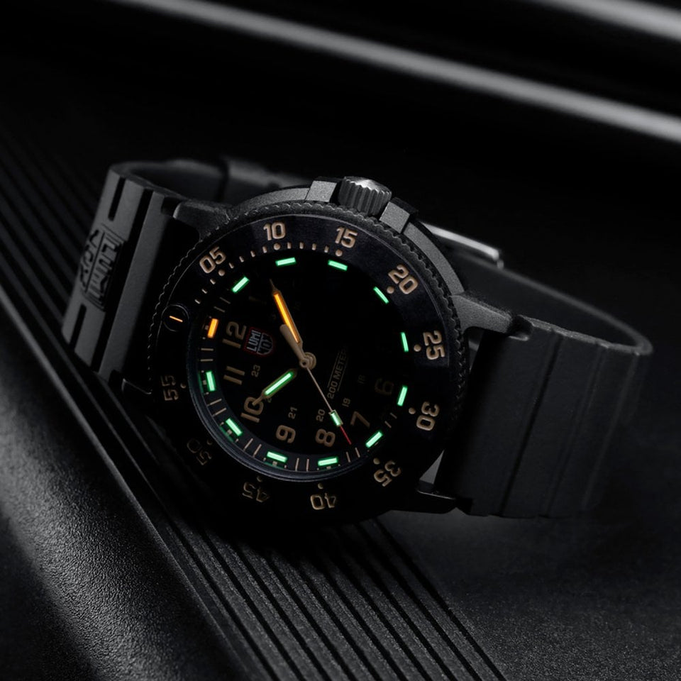 Luminox Original Navy SEAL 43mm Divers Watch