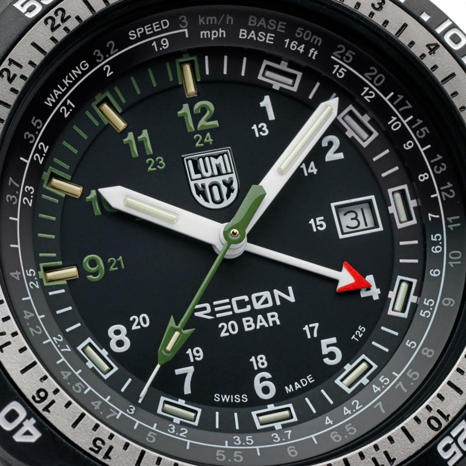 Luminox RECON Nav Spec Outdoor Explorer Watch Set