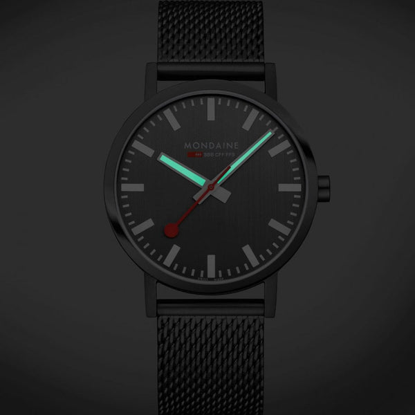 Mondaine Men's Classic Mesh Anthracite Dial 40mm Watch