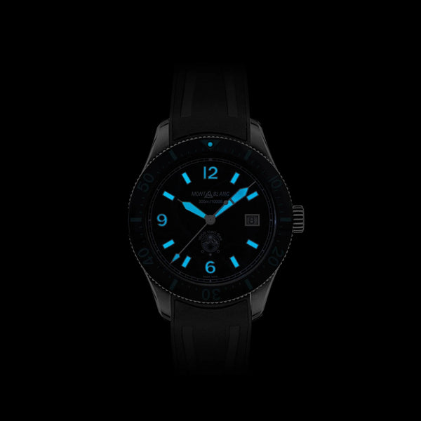 Montblanc Men's Iced Sea Black Dial Date 0 Oxygen Rubber Strap Watch