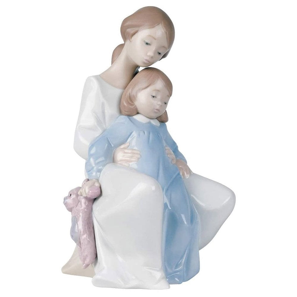 Nao A Moment With Mummy Figurine