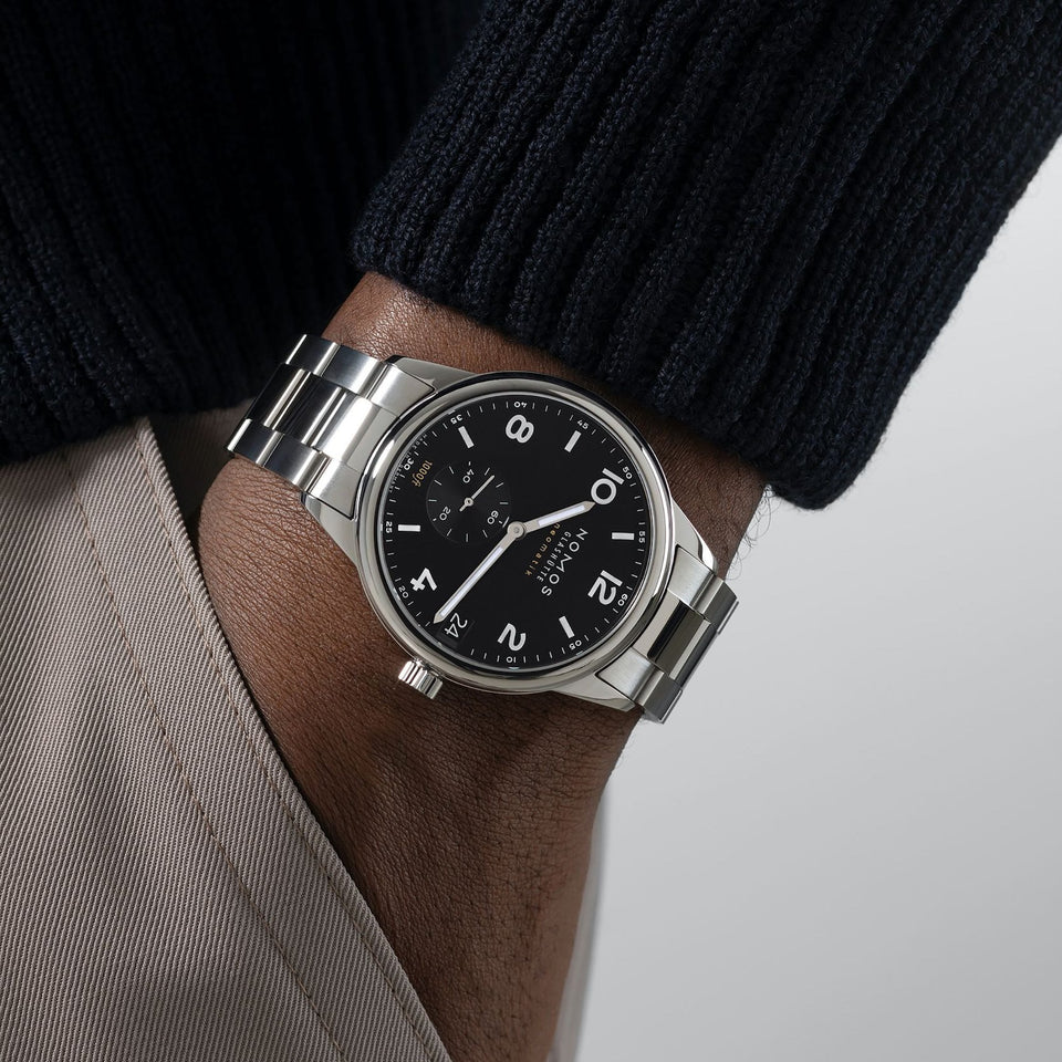 NOMOS Glashütte Club Sport Neomatik 42 Black Dial Watch (Glass Back)