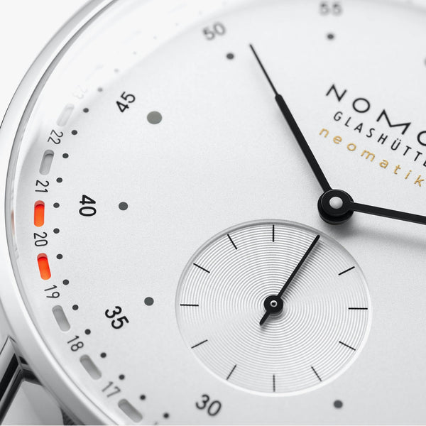 NOMOS Glashütte Metro Neomatik 41mm White Dial Automatic Watch (Glass Back)
