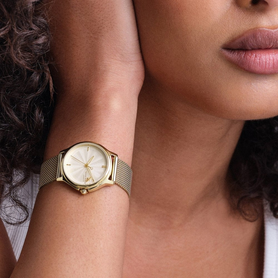 Olivia Burton Ladies Classic Bee Gold Toned 30mm Mesh Bracelet Watch