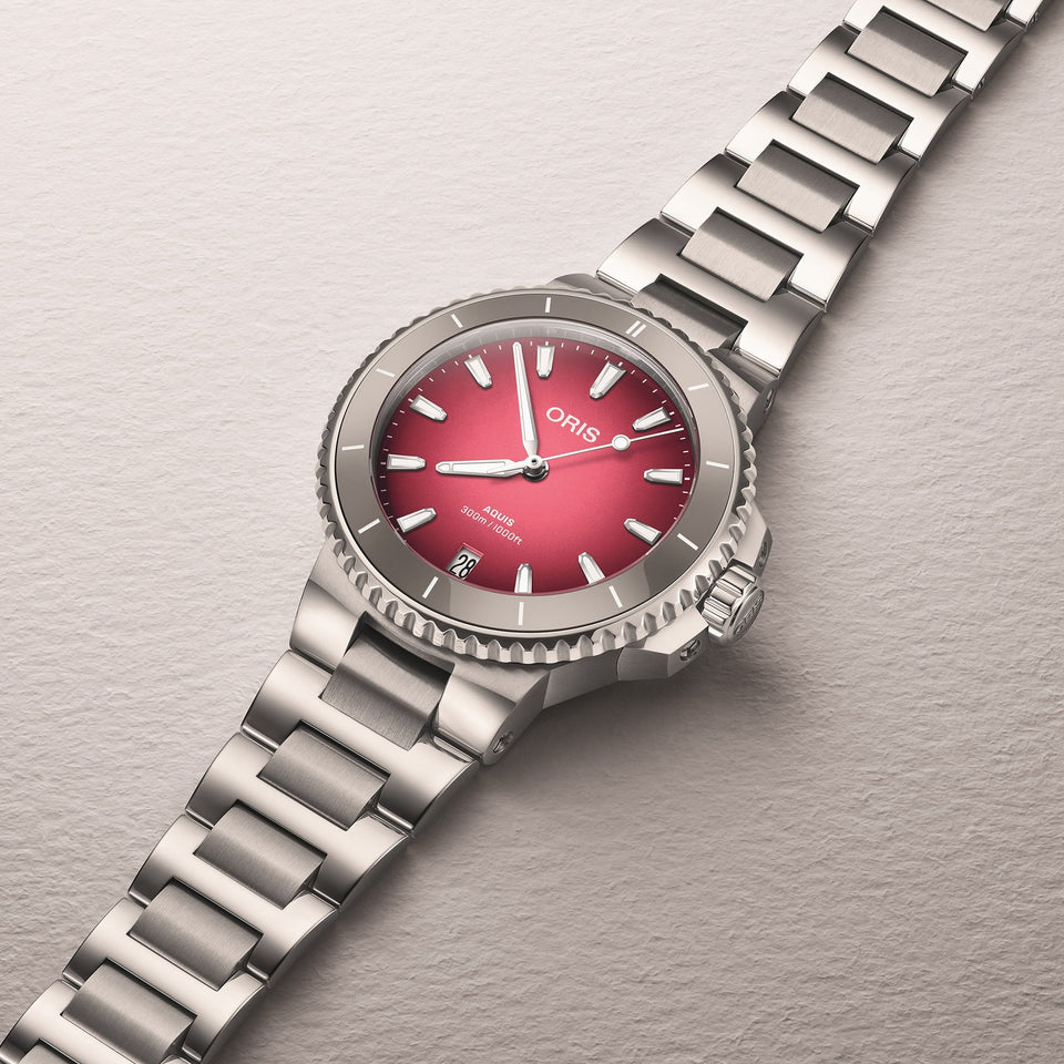 ORIS AQUIS Date 