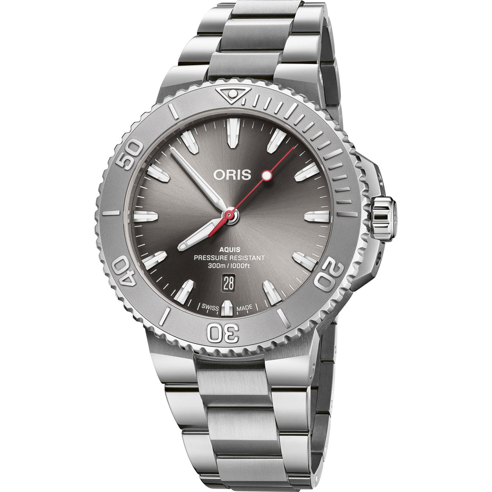 ORIS Men's Aquis 43.5mm Grey Dial Bracelet Watch