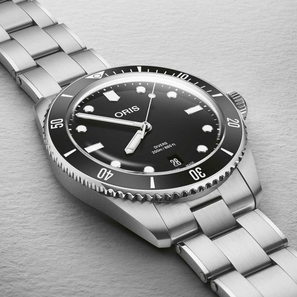 ORIS Men's Divers Date Black 39mm Automatic Watch + Strap Set