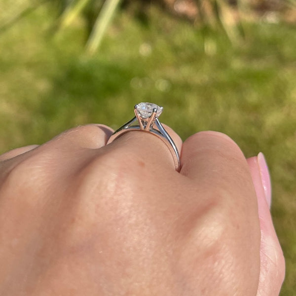 Francis & Gaye Platinum 1.09ct Round Brilliant Solitaire Ring