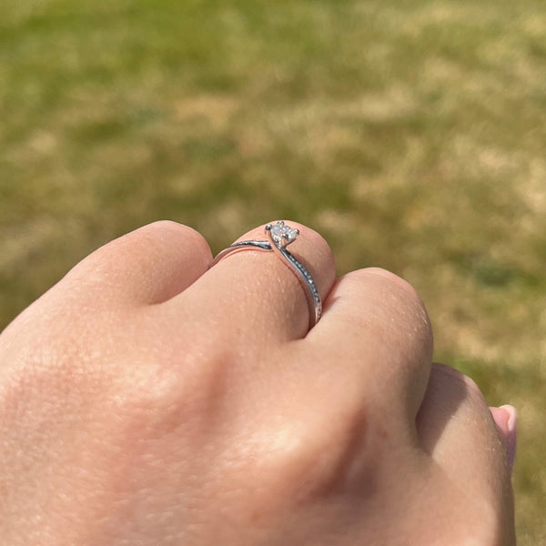 Francis & Gaye Platinum Certified Diamond Shoulders Solitaire Ring
