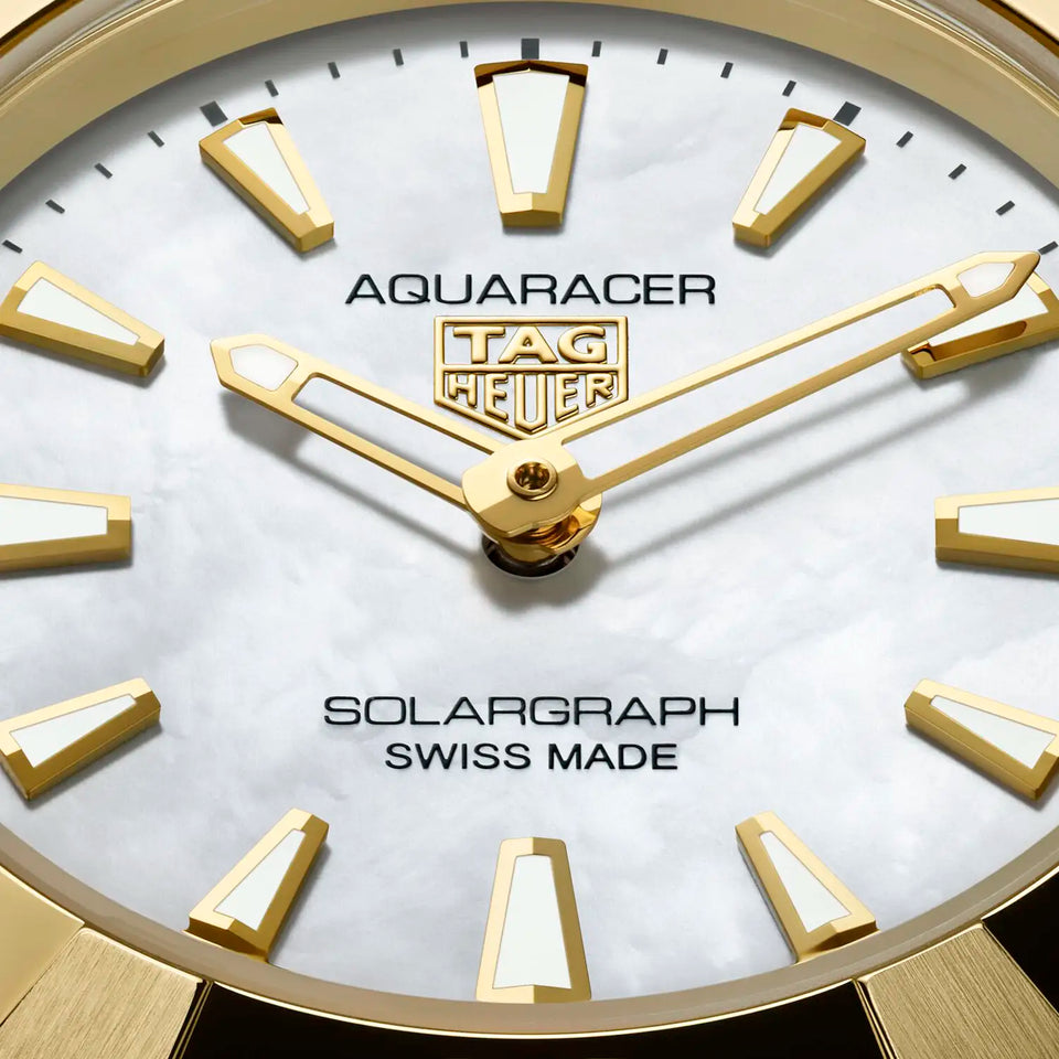 TAG Heuer Ladies Aquaracer Professional 100 28mm Solargraph Watch