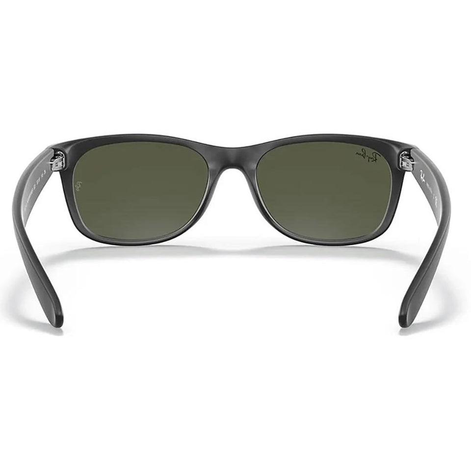 Ray-Ban NEW WAYFARER CLASSIC Matte Rubber Black With Green Lenses