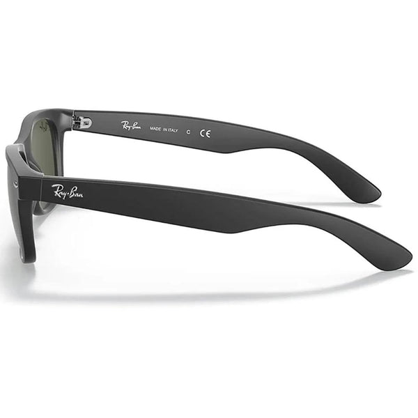 Ray-Ban NEW WAYFARER CLASSIC Matte Rubber Black With Green Lenses