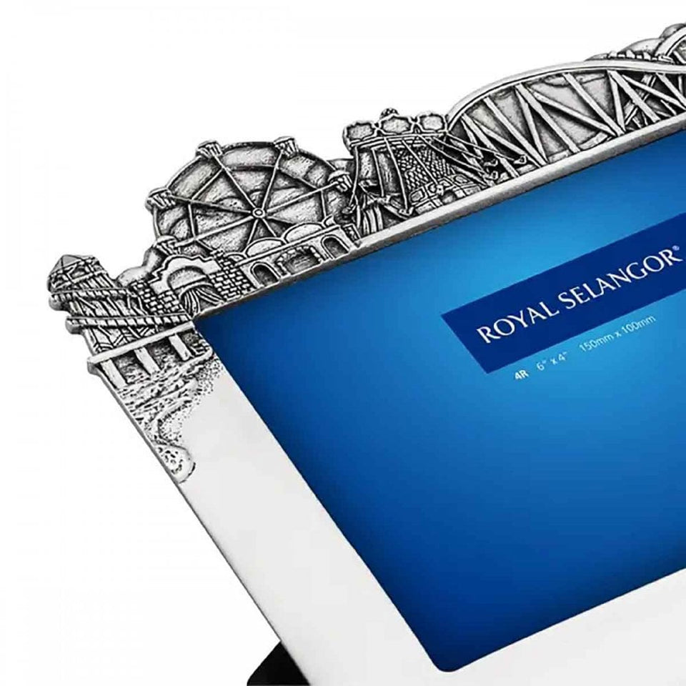 Royal Selangor Fairground 4R Bunnies Day Out Photo Frame