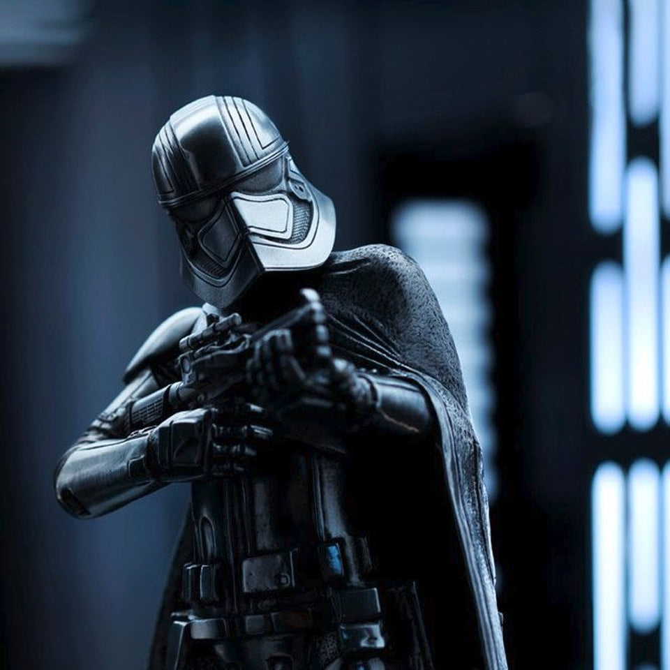 Royal Selangor Limited Edition Captain Phasma Figurine (XXXX/5000)