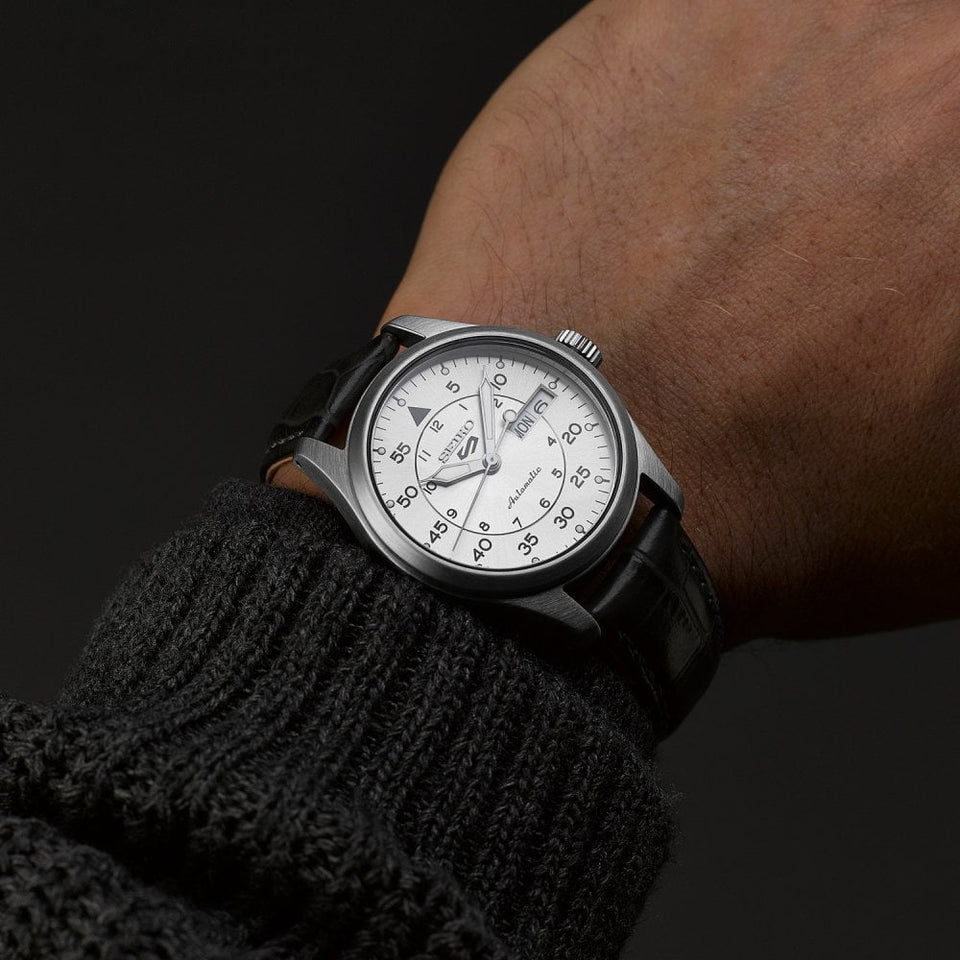 Seiko 5 Sports Gents 'Champagne Flieger' Suit Style Watch