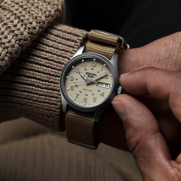 Seiko 5 Sports Gents “Desert Kit” Midfield Sports Style Watch