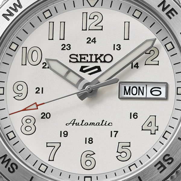 Seiko 5 Sports Men's Field In White Ensign Automatic Bracelet Watch