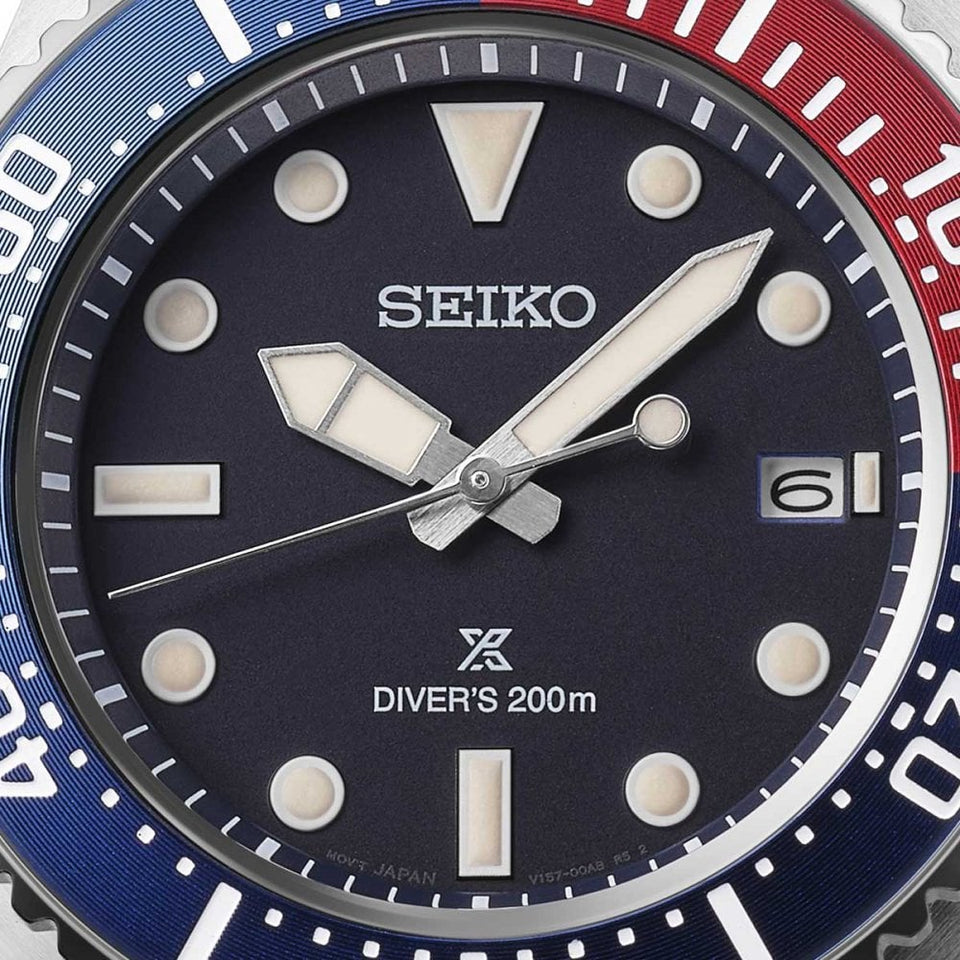 Seiko Prospex Men's Blue-Red Solar Diver's Watch