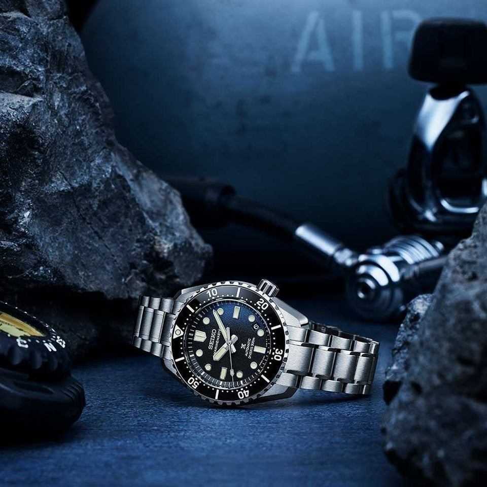 Seiko Prospex Men's High Contrast Black Marinemaster 1968 Reinterpretation Diver's Watch