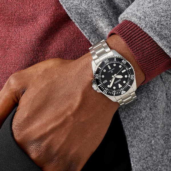 Seiko Prospex Men's Pure Black Solar Diver's Watch