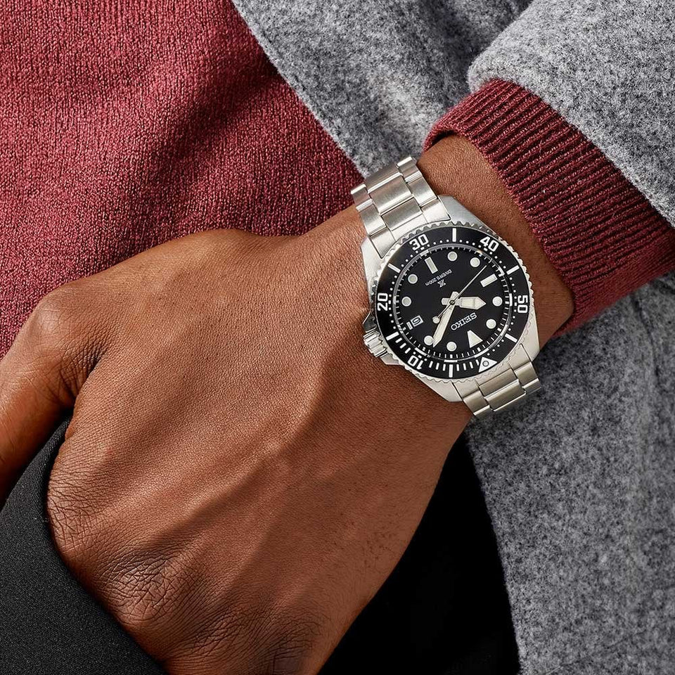 Seiko Prospex Men's Pure Black Solar Diver's Watch