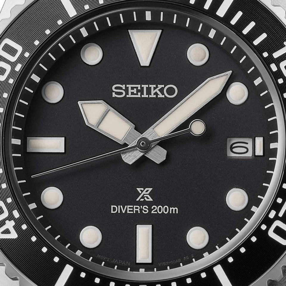 Seiko Prospex Men's Pure Black Solar Diver's Watch