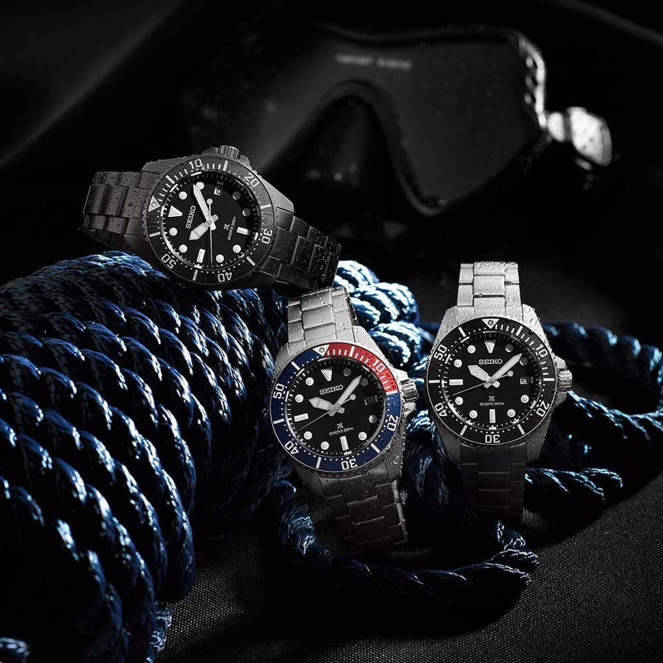 Seiko Prospex Men's Pure Black Solar Diver's Watch