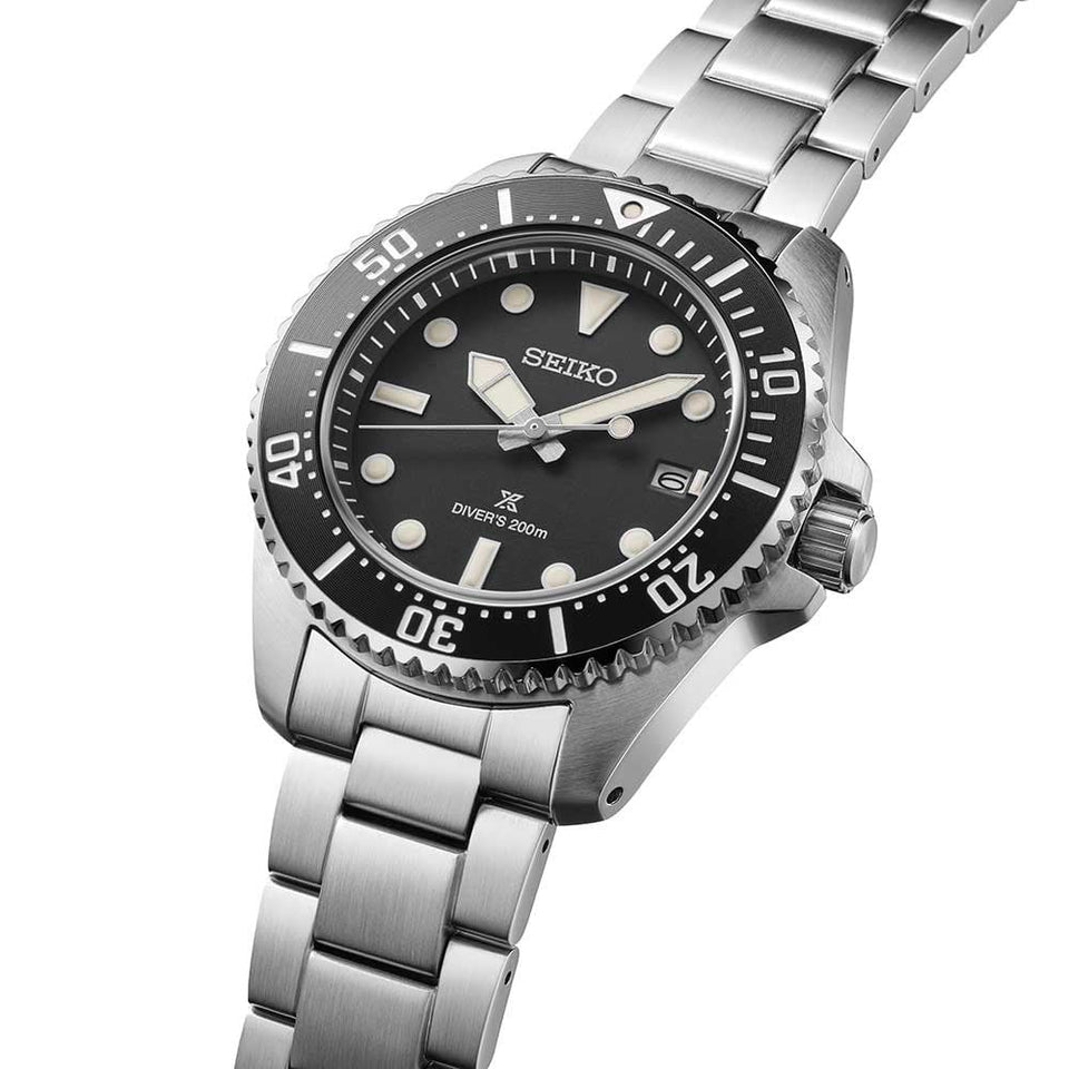 Seiko Prospex Men's Pure Black Solar Diver's Watch