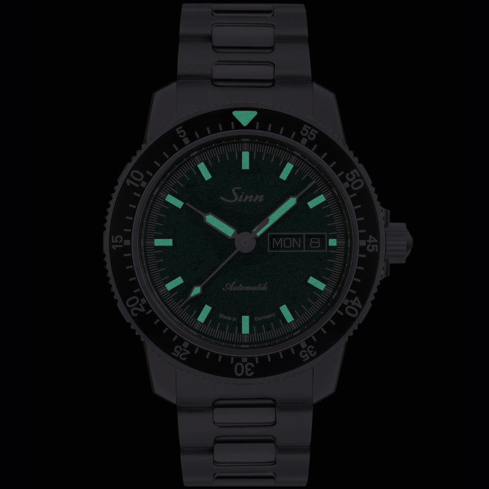 Sinn Gent's 104 St Sa I MG Shimmering Green Dial Watch