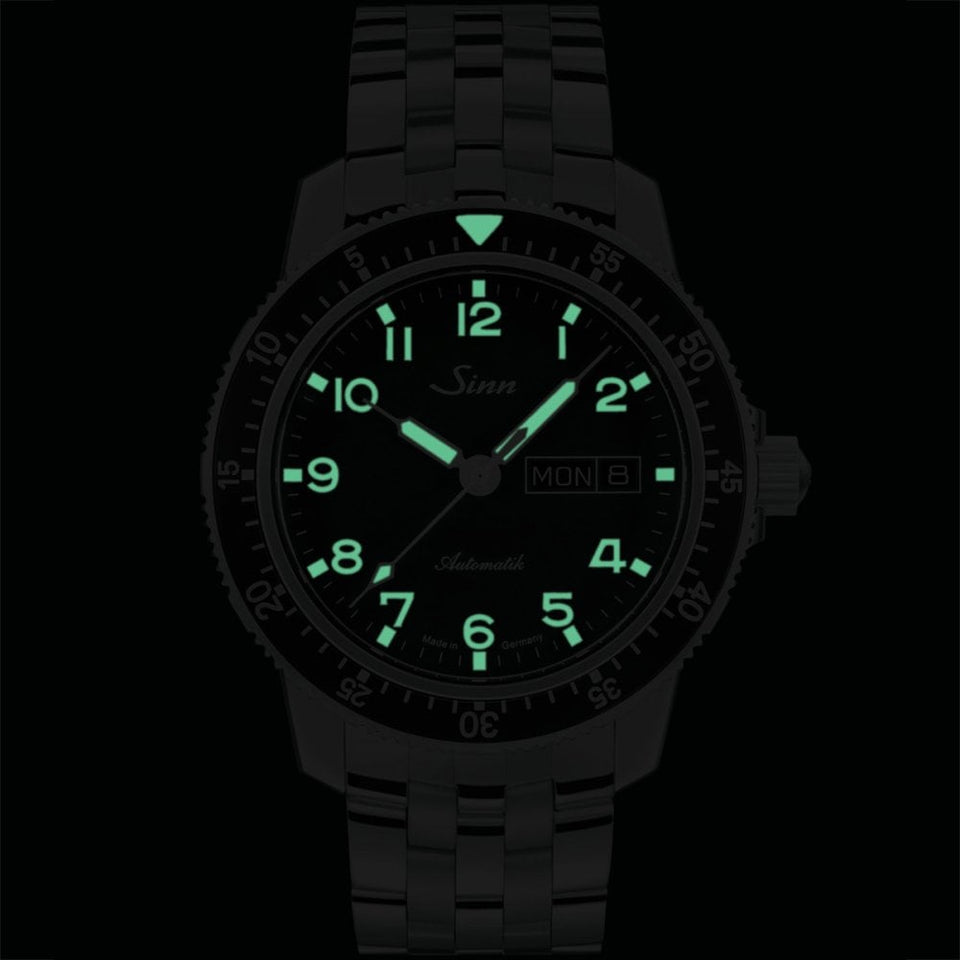 Sinn Men's 104 St Sa A PILOT Watch, Black Leather
