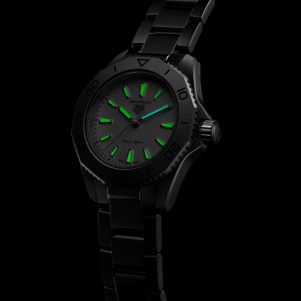 TAG Heuer Ladies Aquaracer Professional 200 30mm Quartz Watch