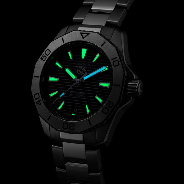 TAG Heuer Men's 40mm Aquaracer Professional 200 Automatic Watch