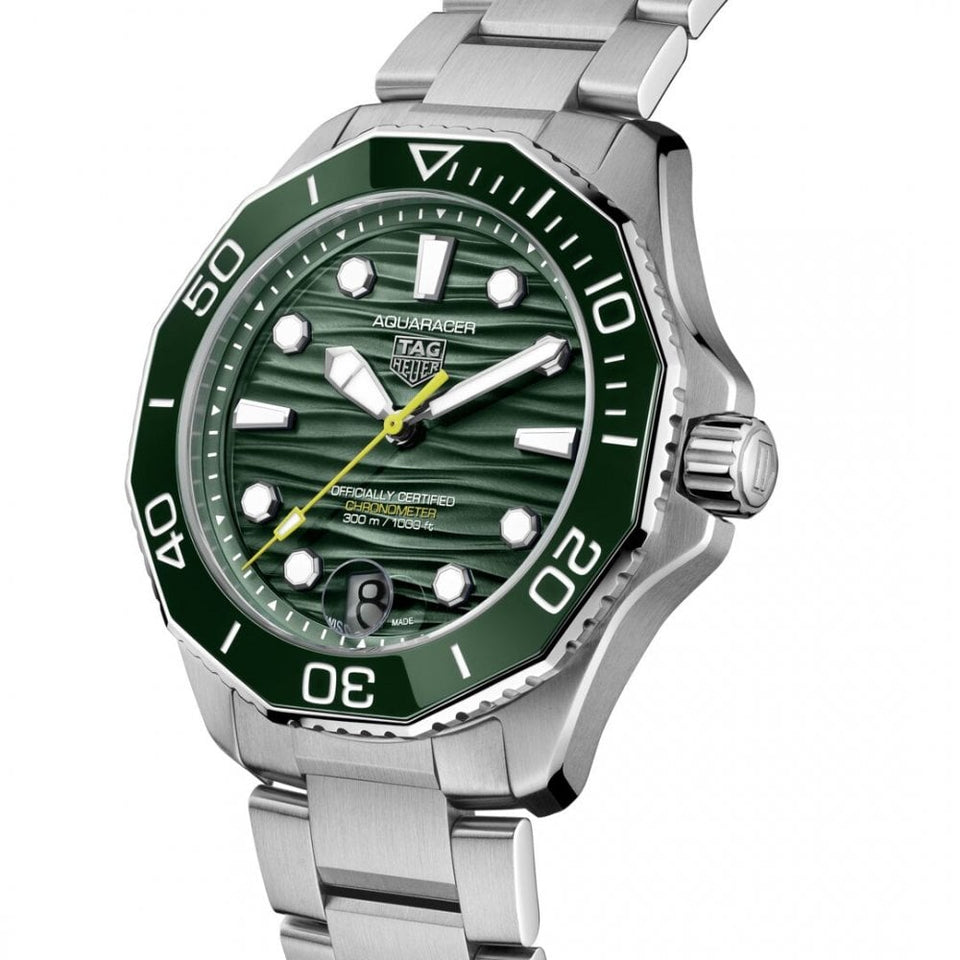 TAG Heuer Men's Aquaracer Professional 300 Green Dial Divers Bracelet Watch