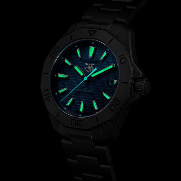 TAG Heuer Men's Professional 200 Solargraph 40mm Titanium Watch