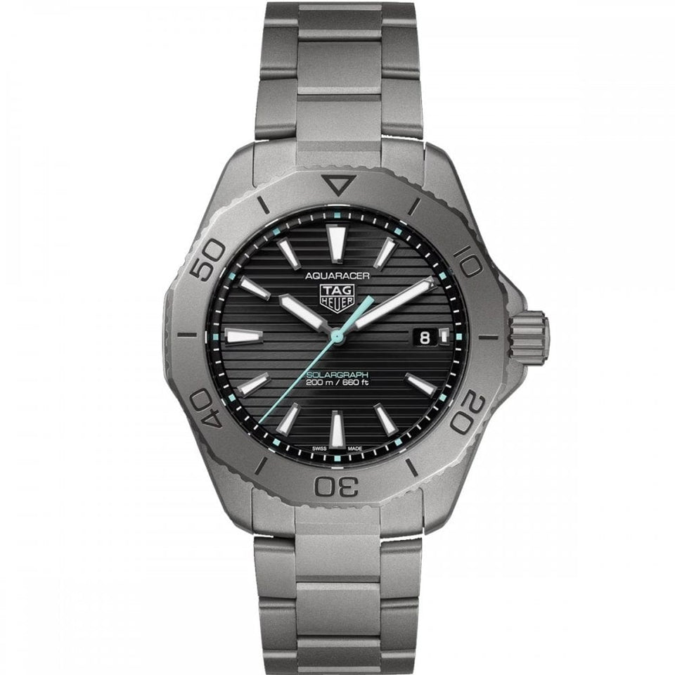 TAG Heuer Men's Titanium Aquaracer Professional 200 Solargraph Watch