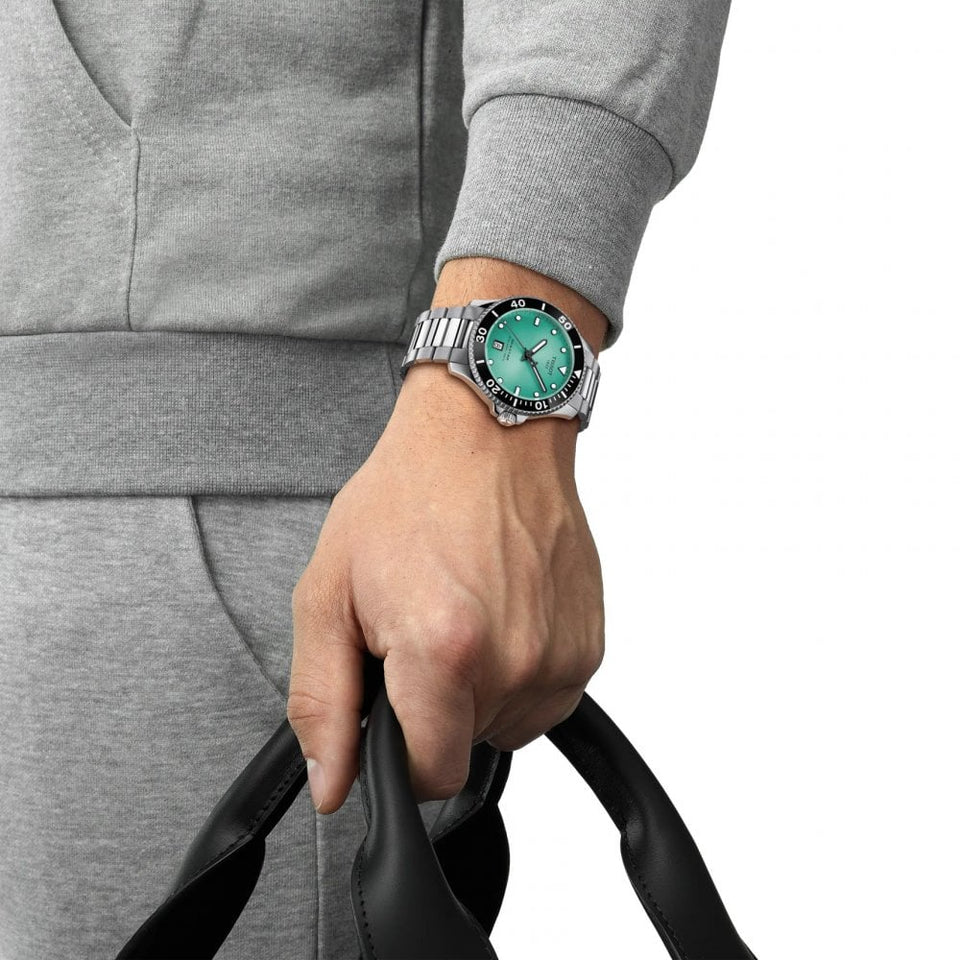 Tissot Men's Seastar 1000 40mm Turquoise Dial Watch