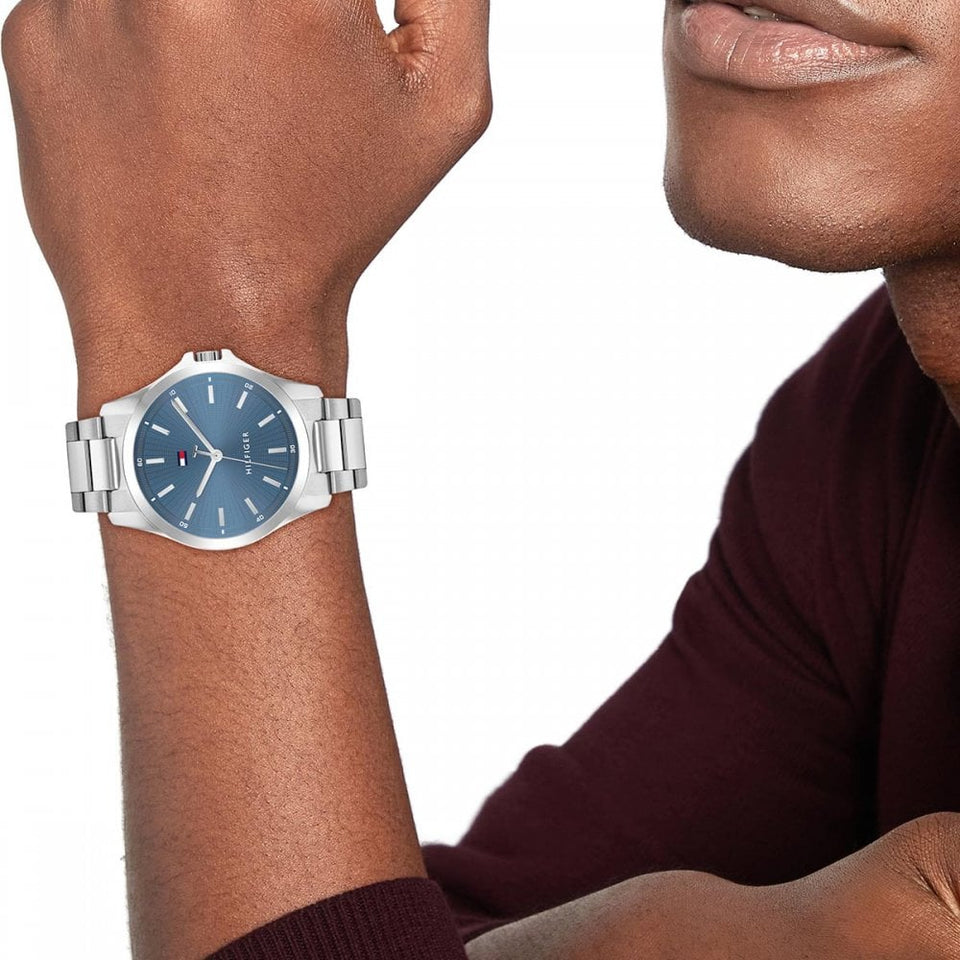 Tommy Hilfiger Men's Blue Dial 43mm Bracelet Watch