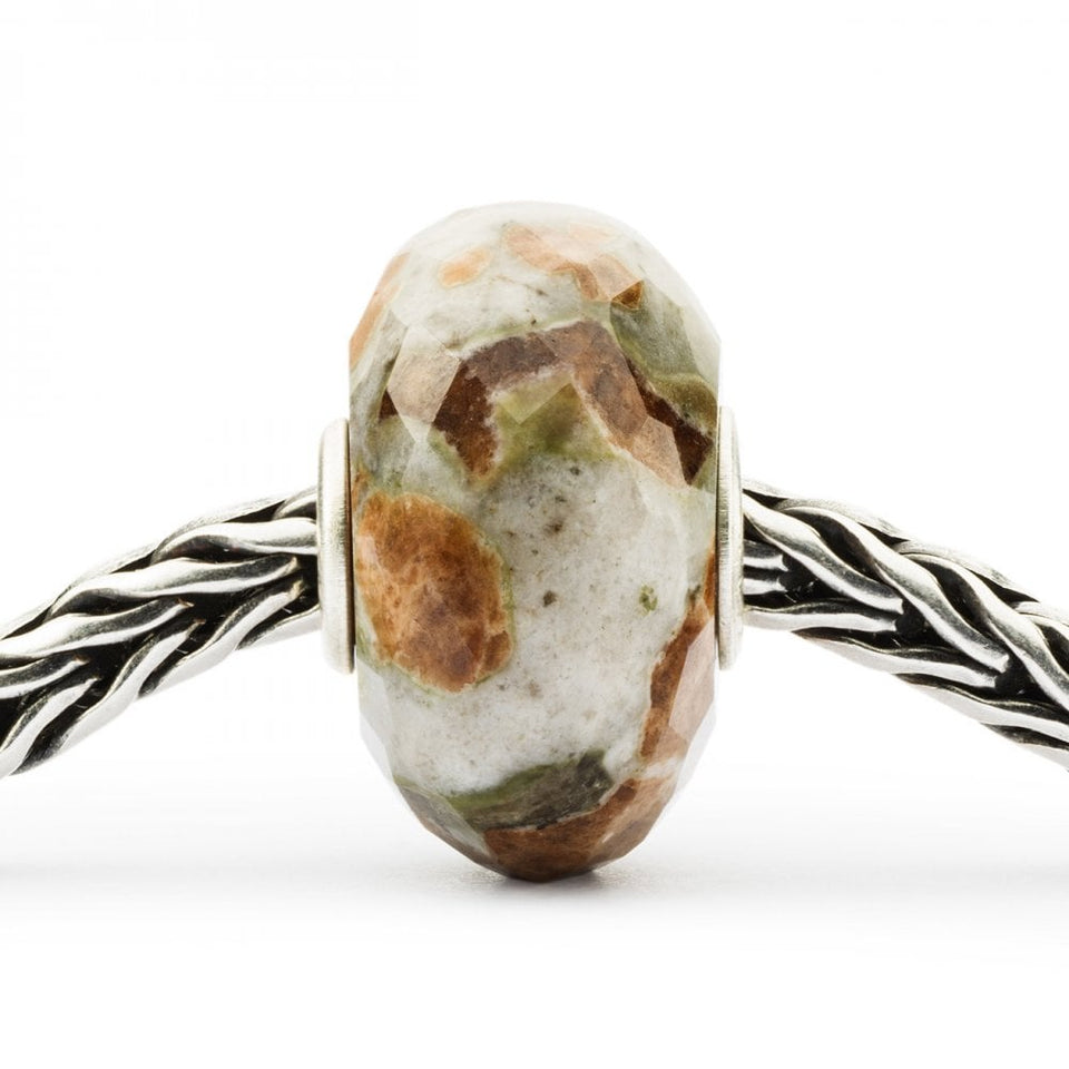 Trollbeads Garnet Feldspar Bead
